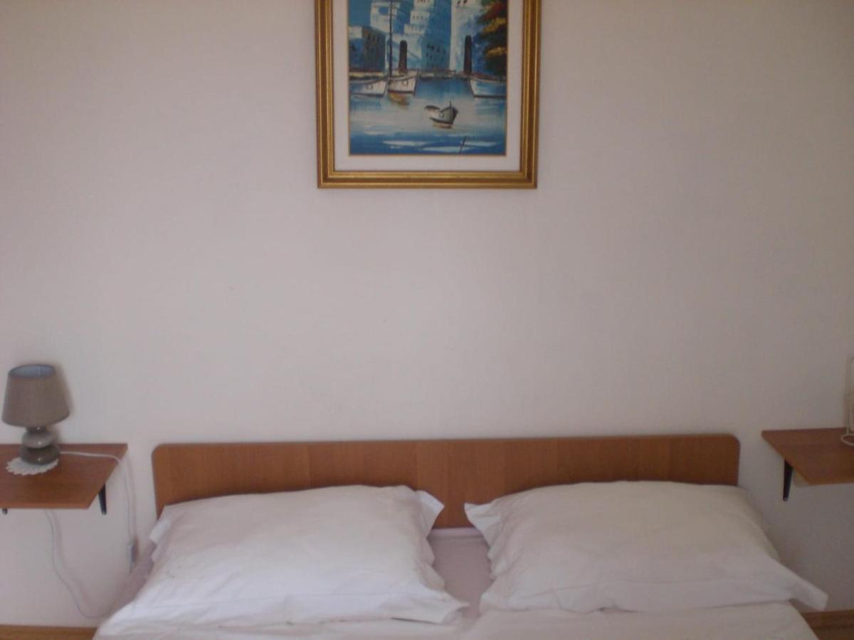 Apartmani Vesna Вир Екстериор снимка