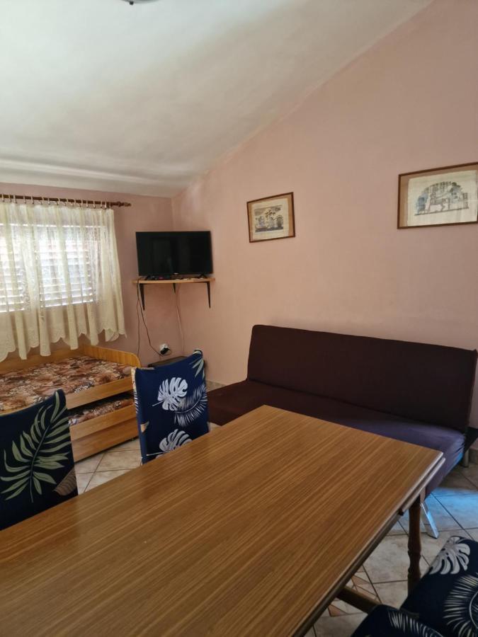 Apartmani Vesna Вир Екстериор снимка