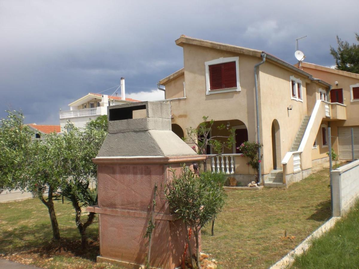 Apartmani Vesna Вир Екстериор снимка